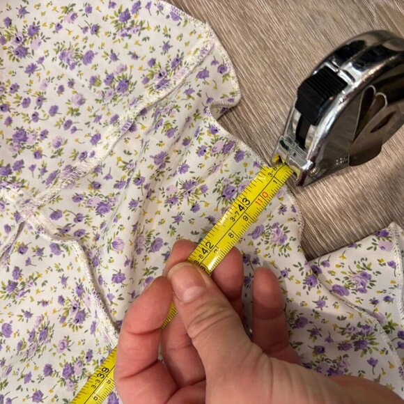 Riley Dress Floral White Midi Dress V-Neck Ruffle Trim sz XL - Picture 9 of 11